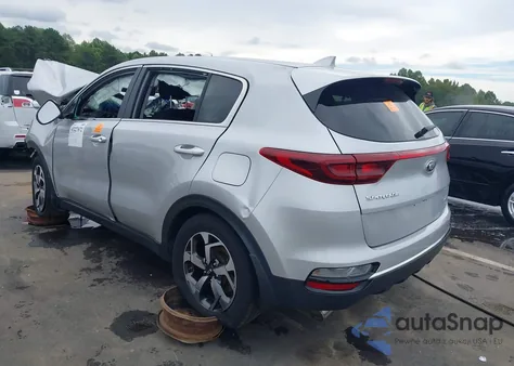 2021 Kia Sportage Lx z USA, uszkodzony, nr VIN KNDPM3AC9M7848629